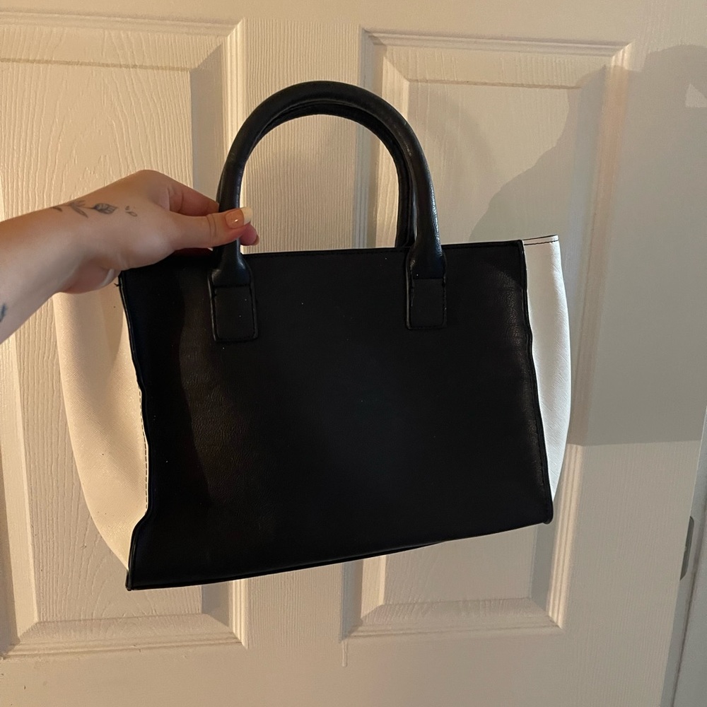 black & white express handbag